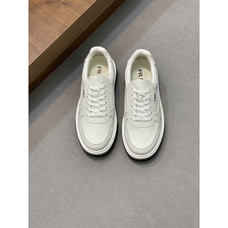 Pra*a casual shoes